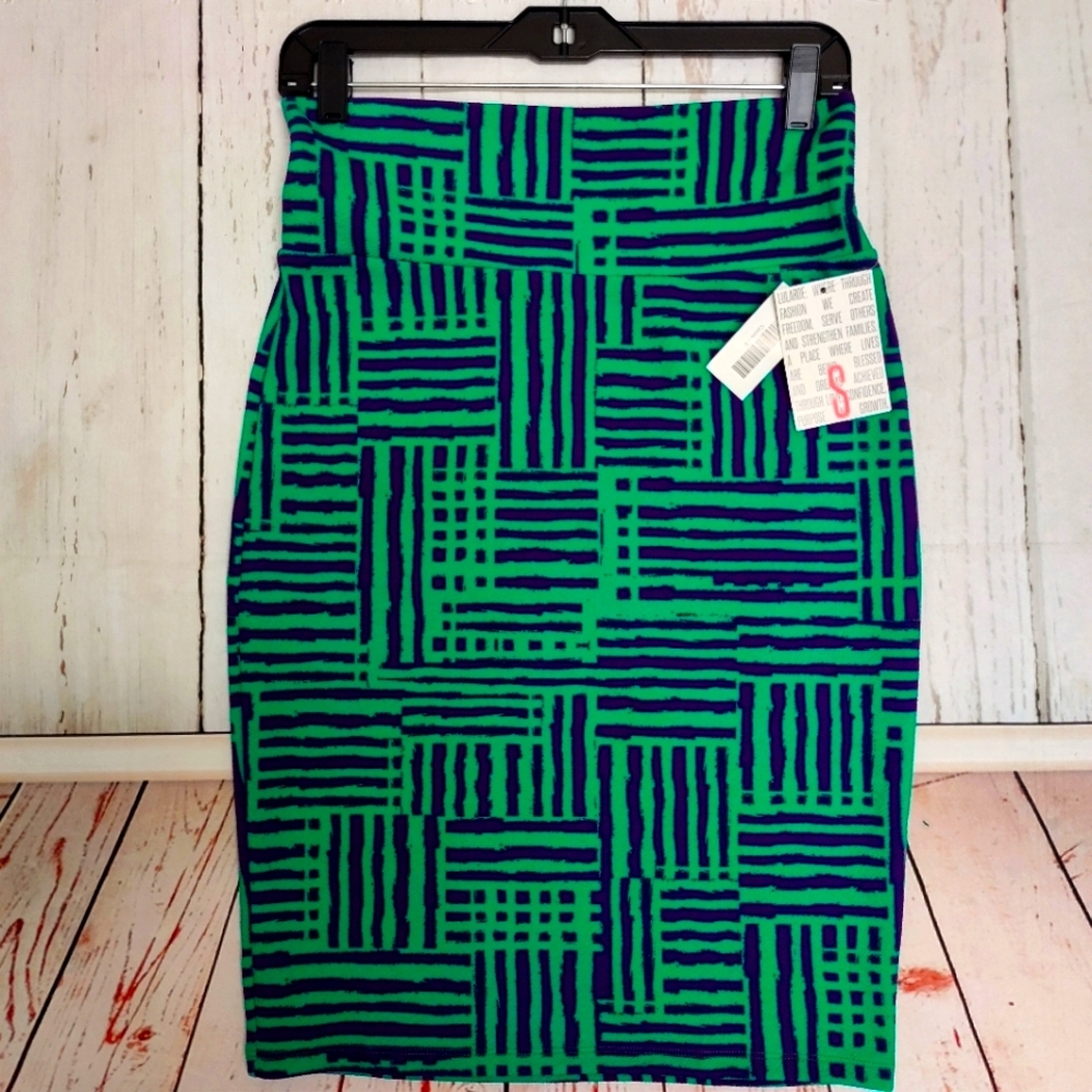 Small LuLaRoe Cassie Skirt